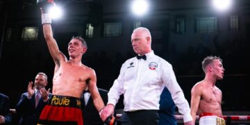 Chard boxer Paul Roberts crowned Southern Area Flyweight Champion